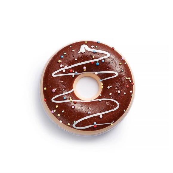 I Heart Revolution Makeup Bundle - Picture 14 of 14